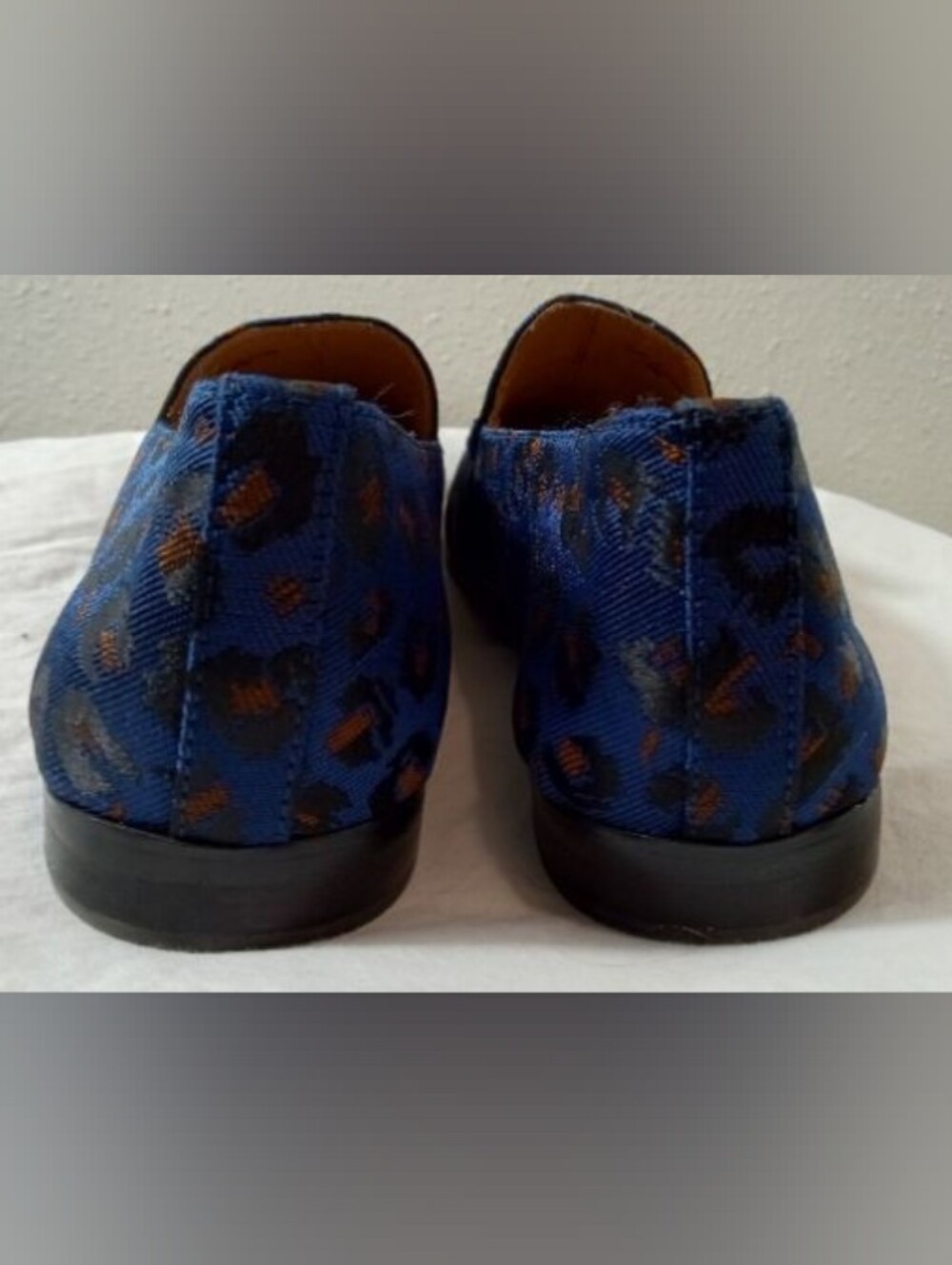 Women's Banana Republic Blue Metallic Animal Print Loafer Flat Shoes sz 8 - Picture 6 of 7